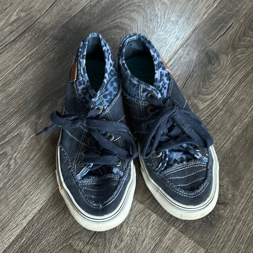 Blowfish womens size 8.5